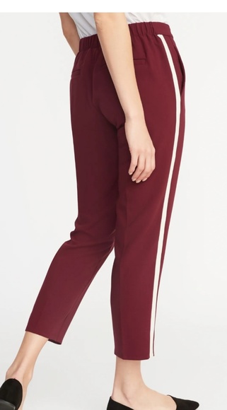 Old Navy Mid rise pull on pant - Picture 4 of 8